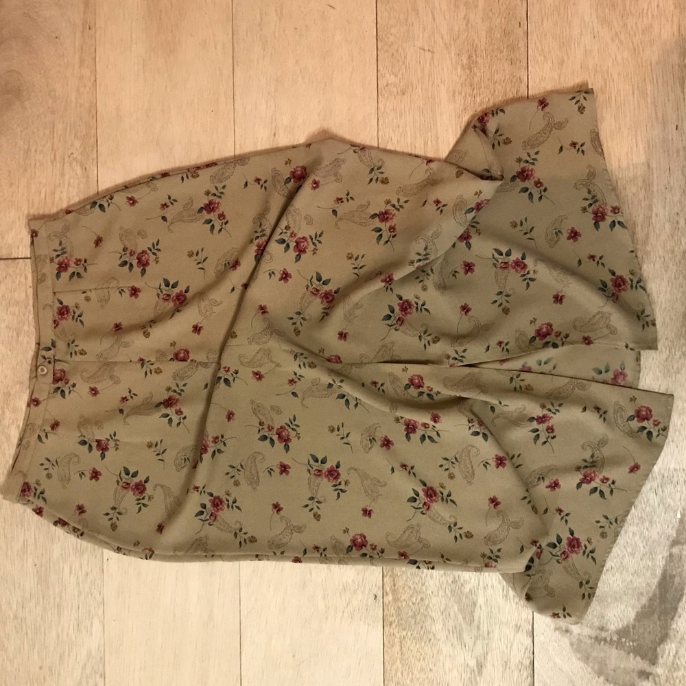 Beige Paisley Long Shirt, Women’s size 14